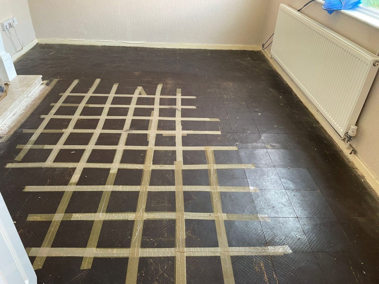 How to tell if floor tiles contain asbestos Smart Asbestos Services